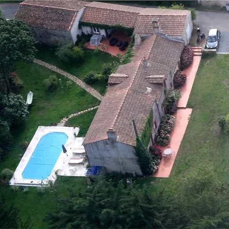 Les Hortensias 4 Etoiles Avec Piscine Frossay