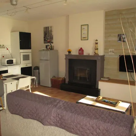 公寓 Les Hortensias 4 Etoiles Avec Piscine Frossay