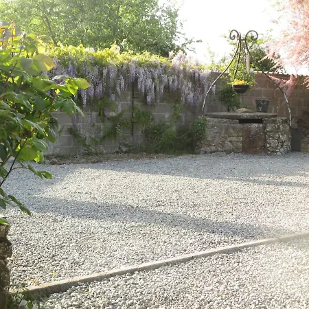 Les Hortensias 4 Etoiles Avec Piscine Frossay