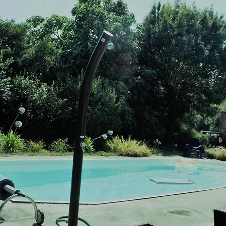 Les Hortensias 4 Etoiles Avec Piscine Frossay