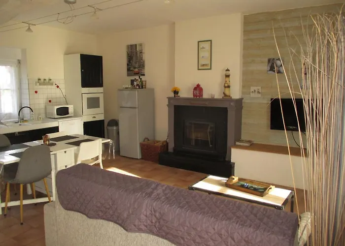 公寓 Les Hortensias 4 Etoiles Avec Piscine Frossay