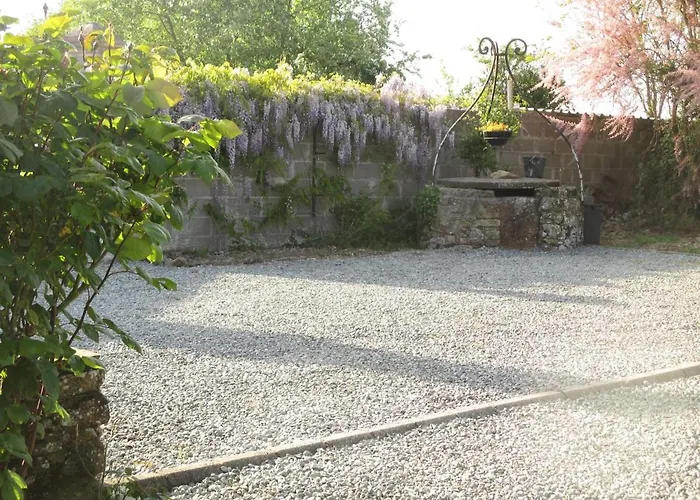 Les Hortensias 4 Etoiles Avec Piscine Frossay